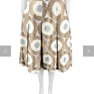 Tommy Hilfiger Texturizada Beige skirt size Small